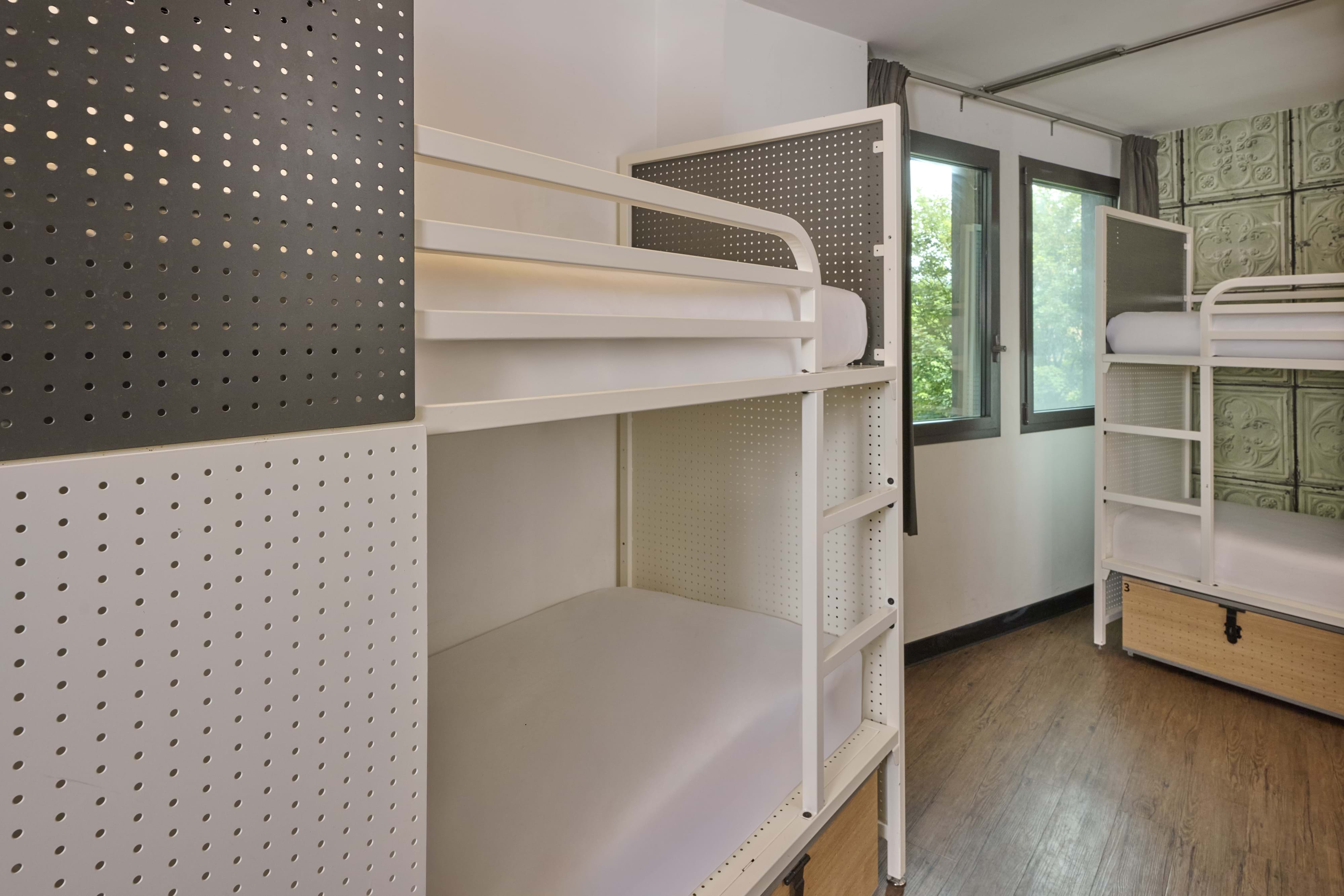 Bed in 6-bed Dorm