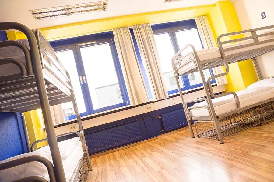 Private 6-bed Room