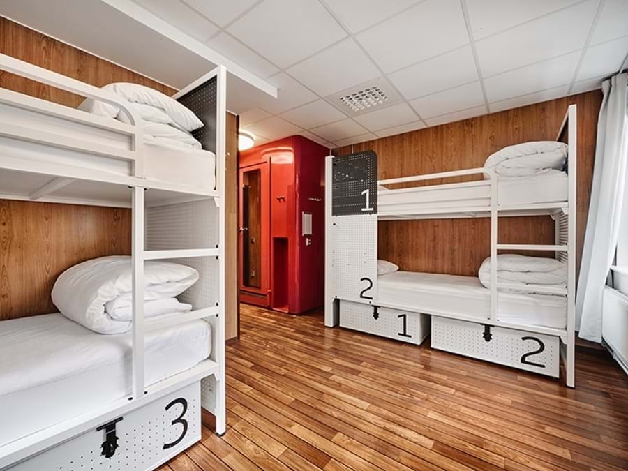 Privat 6-sengsværelse